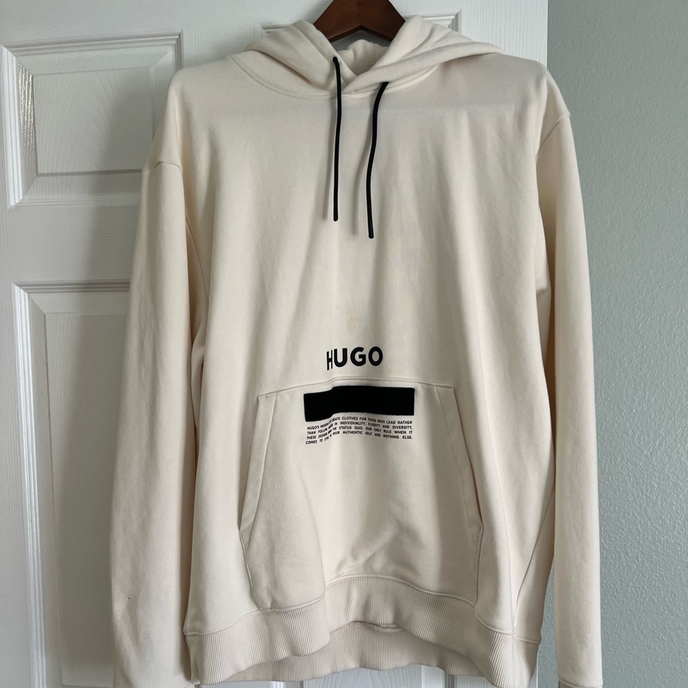 Hugo Boss Swetshirt 
Size XL